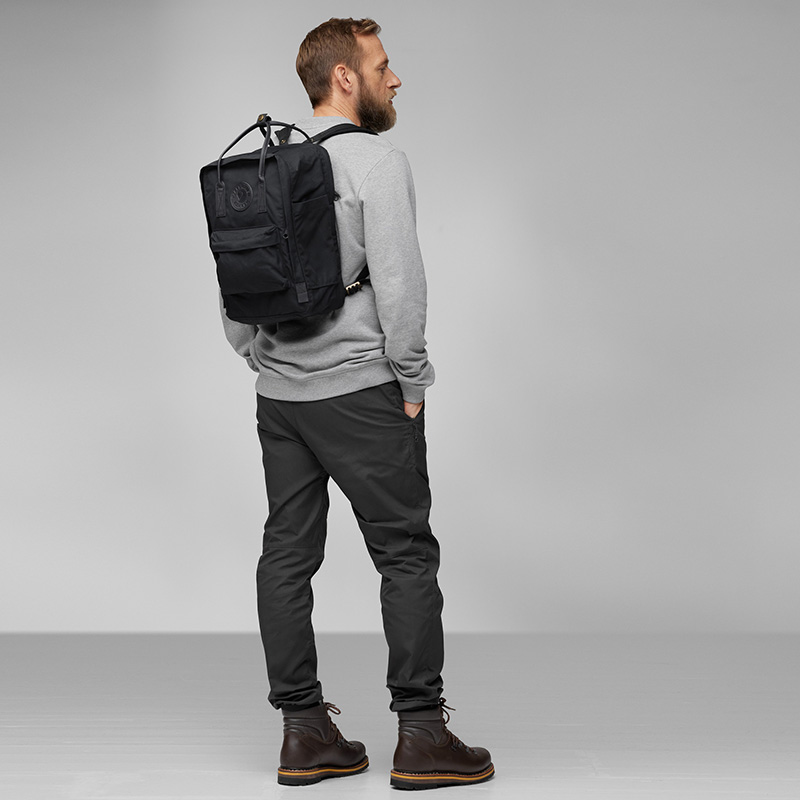 Fjallraven 北極狐 Kanken No.2 Black 15吋電腦背包 筆電後背包 23804