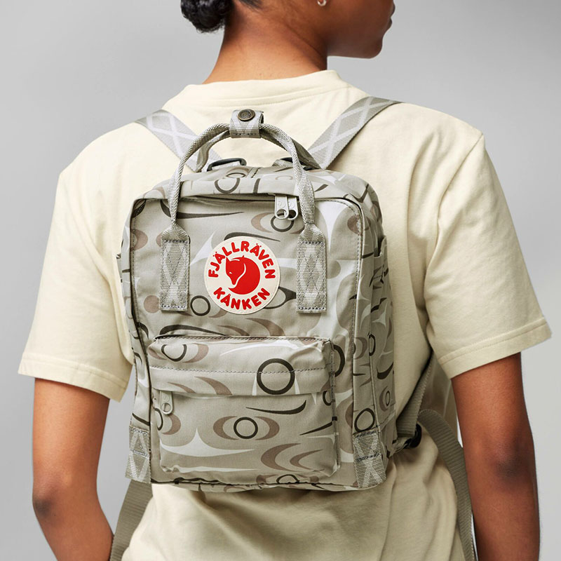 Fjallraven 北極狐 Kanken Art Mini 2024 背包 凱盧茨 賽伊 後背包 23200250