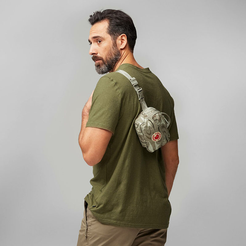 Fjallraven 北極狐 Kanken Art 2024 Hip Pack 腰包 凱盧茨 賽伊 23200262